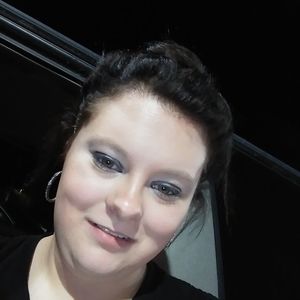 Meet your Posher, Candace